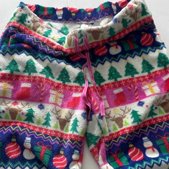 Holiday Fleece Pajama Pants - Picture 3 of 5